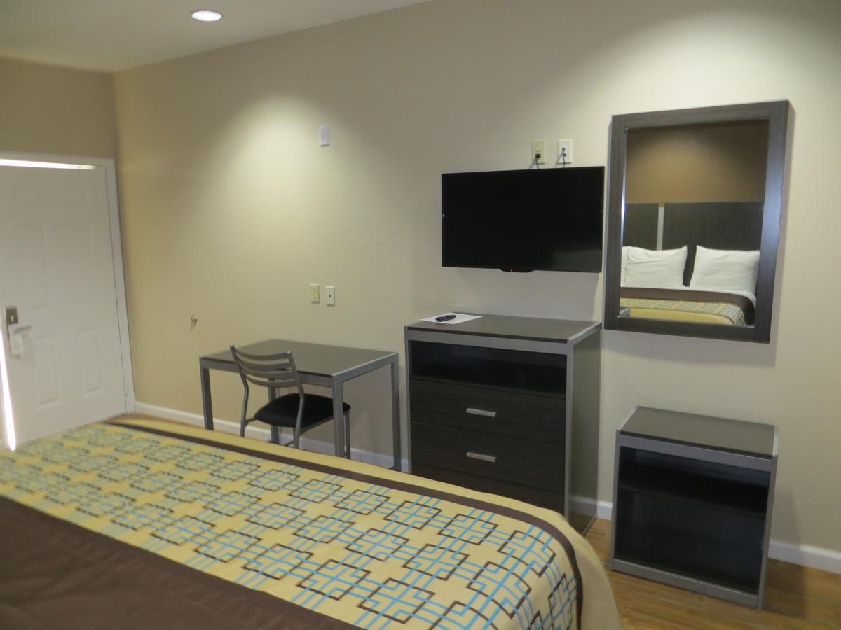Scottish Inn & Suites 贝敦 外观 照片